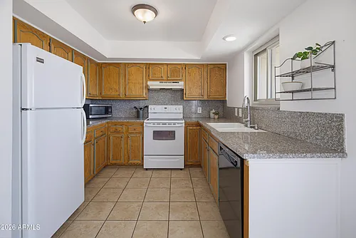 16624 E Palisades Blvd #204 Photo 1