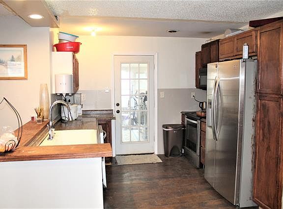 5th image of 4816 Marshall St