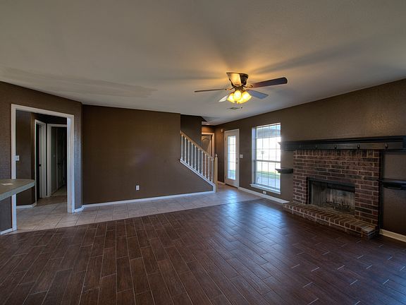 5th image of 19303 Redbud Ct