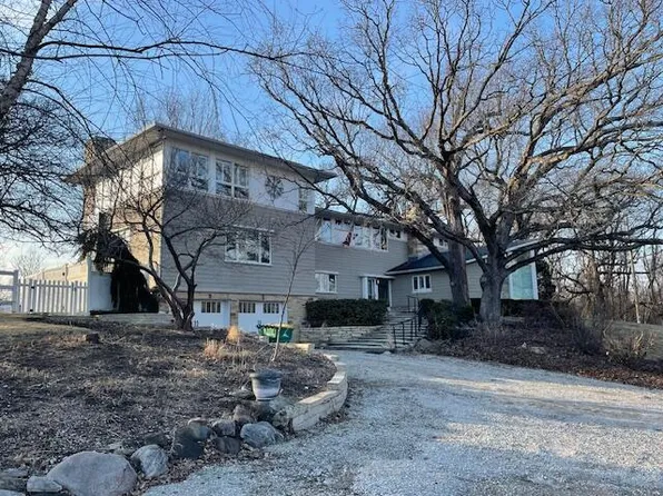 2108 Knob ROAD, Burlington, WI 53105