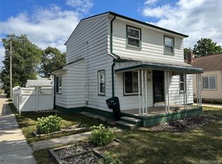 3805 20th St, Wyandotte, MI 48192