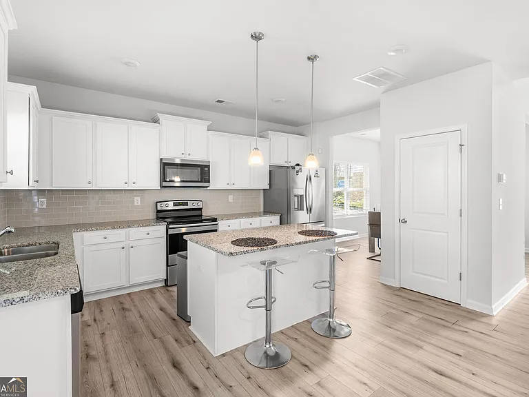 100 Petunia Ct — Photo 10