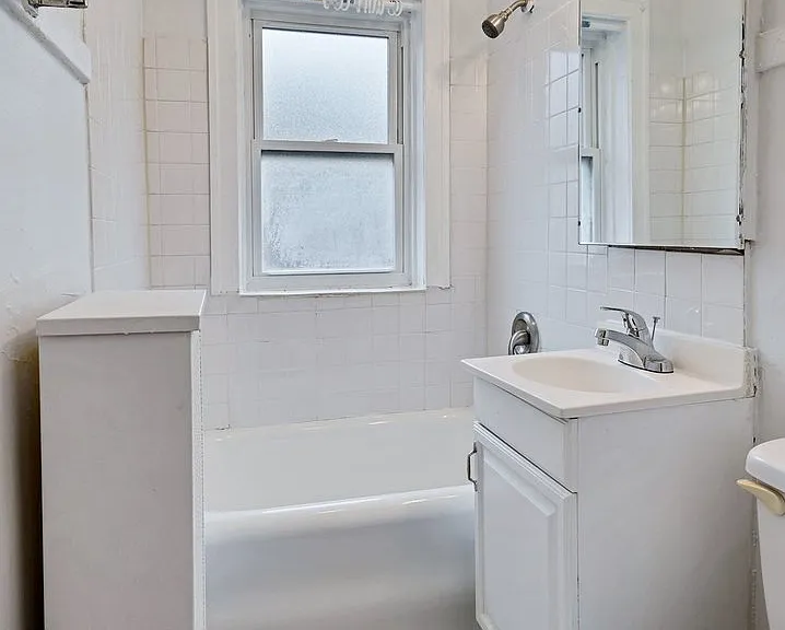 6726 N Bosworth Ave #1S — Photo 13