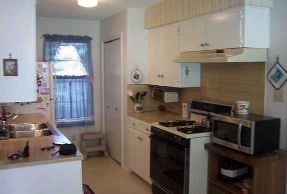 2nd image of 404 Westmorland Dr