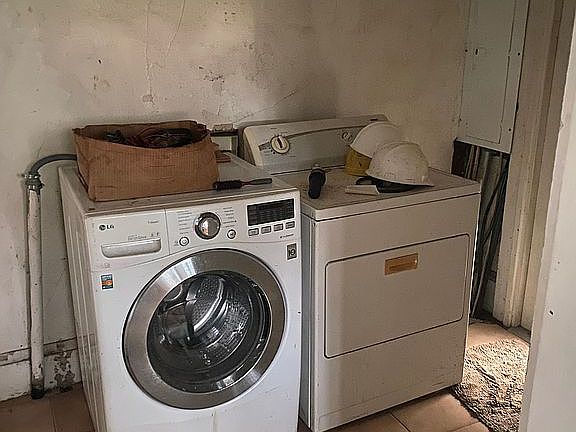 2nd image of 241 S 14th St