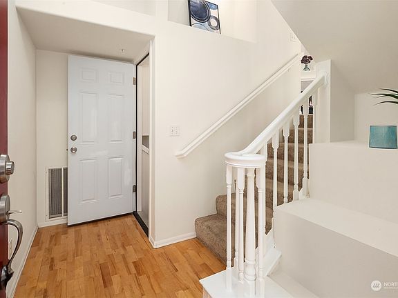 3rd image of 925 5th Avenue NW #C113