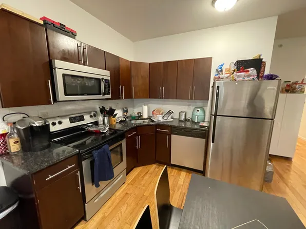 1823 N 17th St #B, Philadelphia, PA 19121