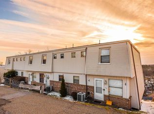 123 Oakwood Rd, Charleston, WV 25314