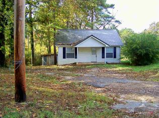 1196 S Main St, Lexington, TN 38351