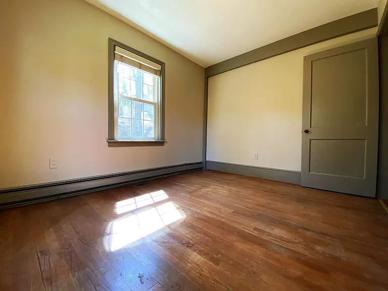 903 Belmore Ave — Photo 26