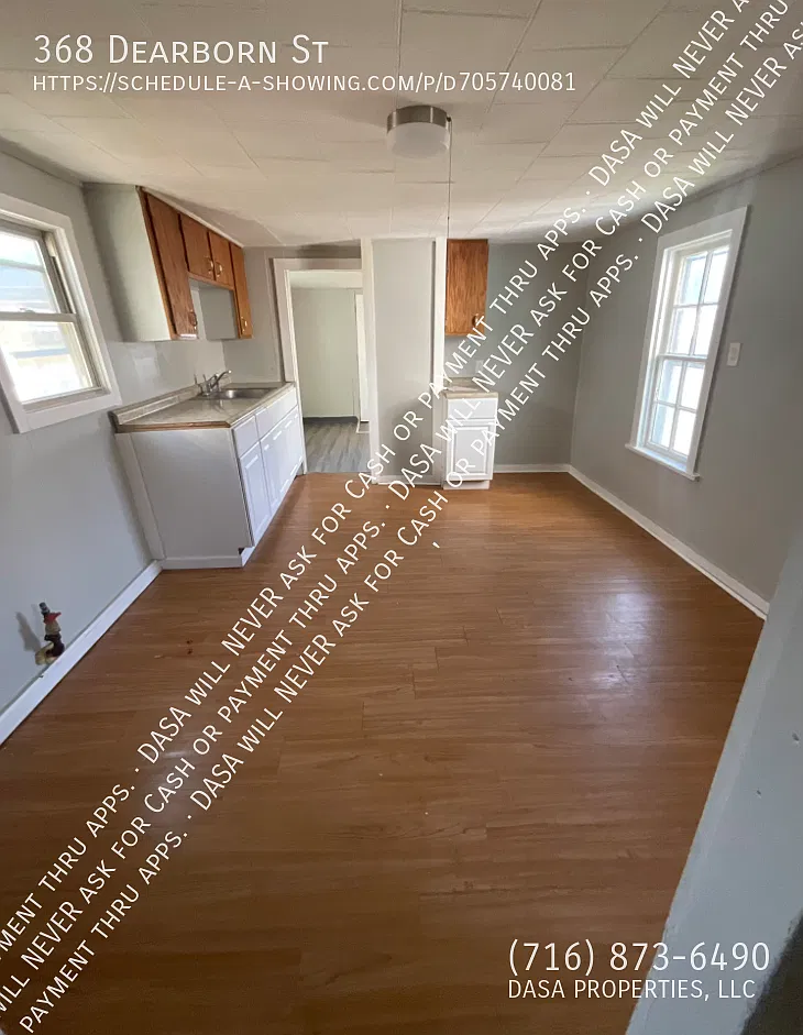 368 Dearborn - 3 Bed / 1 Bath — Photo 4