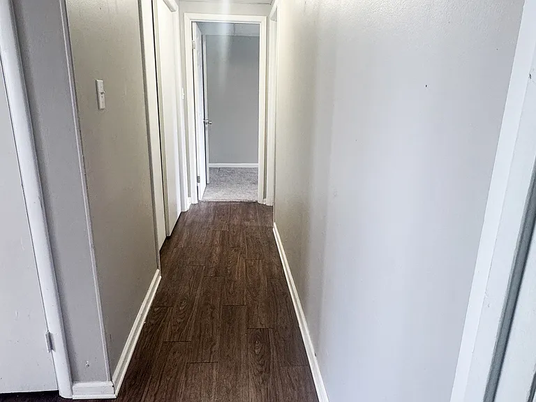 11 N Chestnut St #A — Photo 13