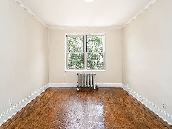 4th image of 33-07 29th St #2
