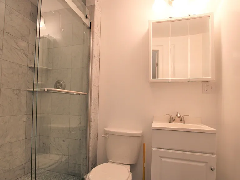 254 Newbury St #5 — Photo 4