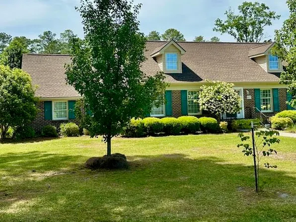 407 4th Street, Bladenboro, NC 28320