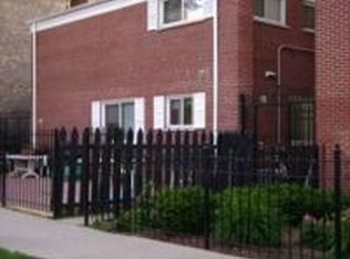 6122 N Winthrop Ave, Chicago, IL 60660