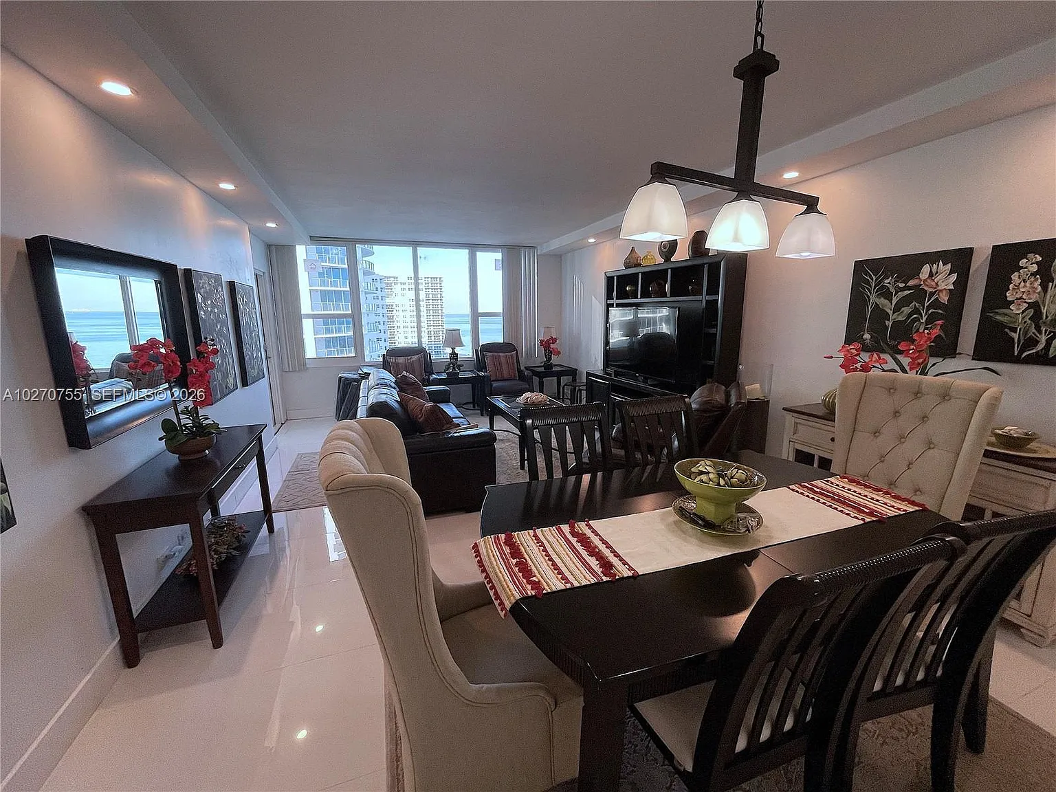 Alexander Towers — Photo 4