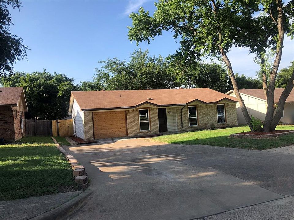 1st image of 327 Linkmeadow Dr