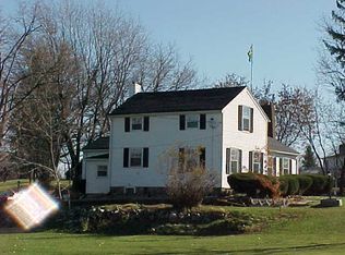 738 Hogsback Rd, Mason, MI 48854