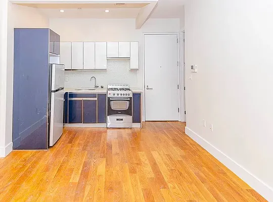 Rented by Cityside Rentals Corp | media 1