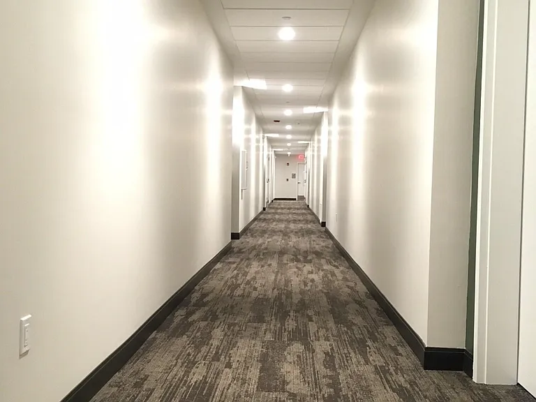Ravinia Crossing — Photo 11