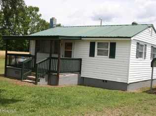 1819 Thirteen Bridges Rd, Enfield, NC 27823