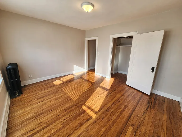 713 Broadway Ave #2 — Photo 5