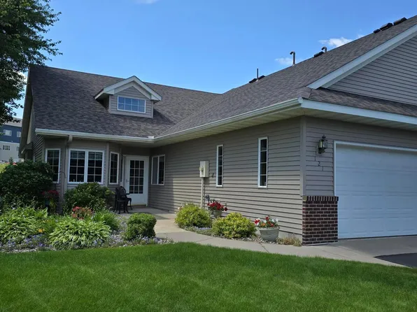 121 Bluebird Ln, Clearwater, MN 55320