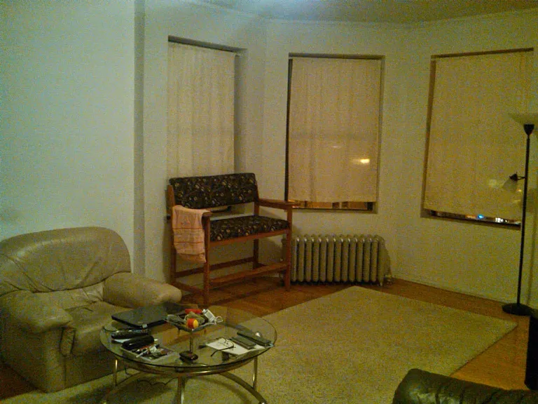 1070 W Granville Ave — Photo 10