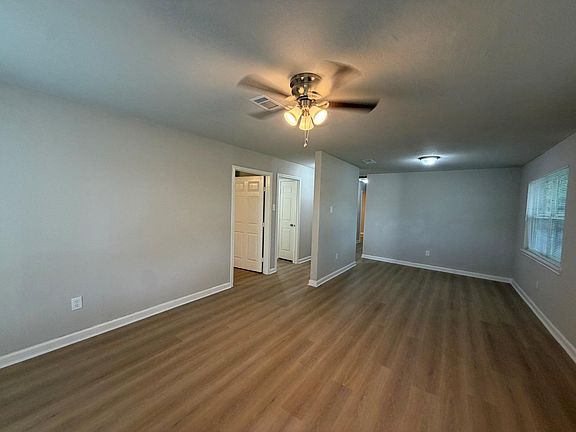 2nd image of 4706 N Wayside Dr