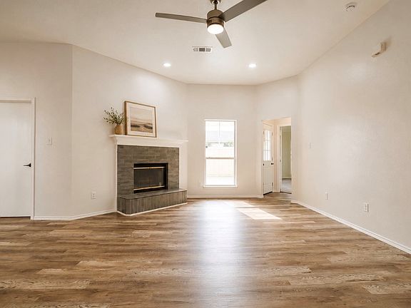 3rd image of 1759 Oneal St