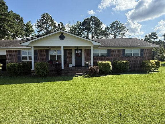 2nd image of 347 Poppy Rd