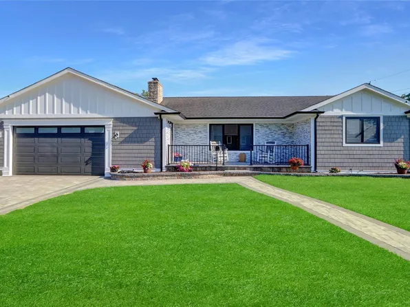 684 Bermuda Road, West Babylon, NY 11704