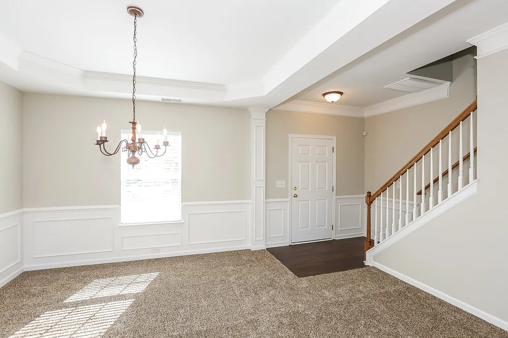 3 bed, 2.5 bath, 2100 sqft, $2,195 — Photo 3