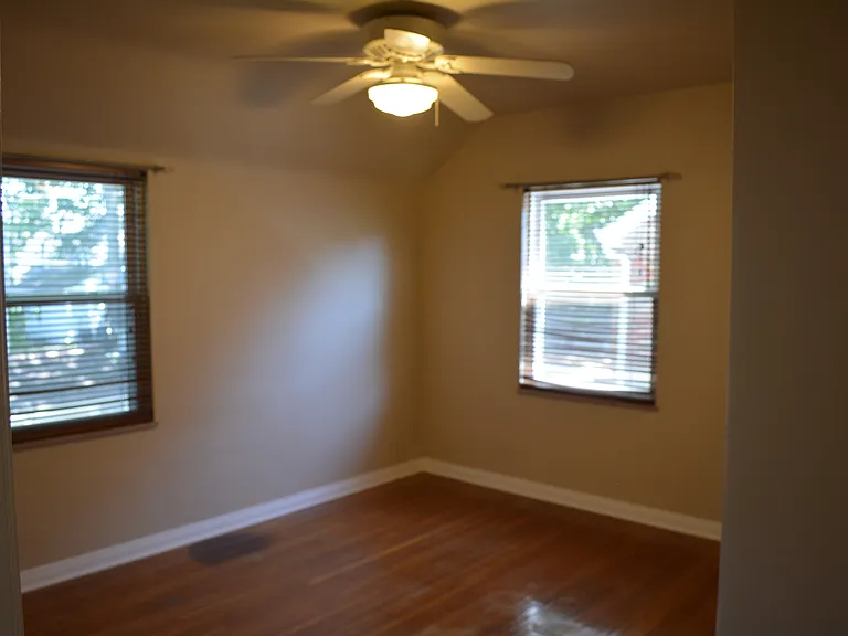 2632 Algonquin Pkwy — Photo 11