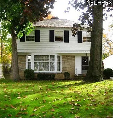 2335 Loyola Rd photo 1