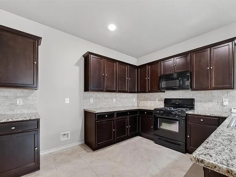 17711 Rose Summit Ln — Photo 6