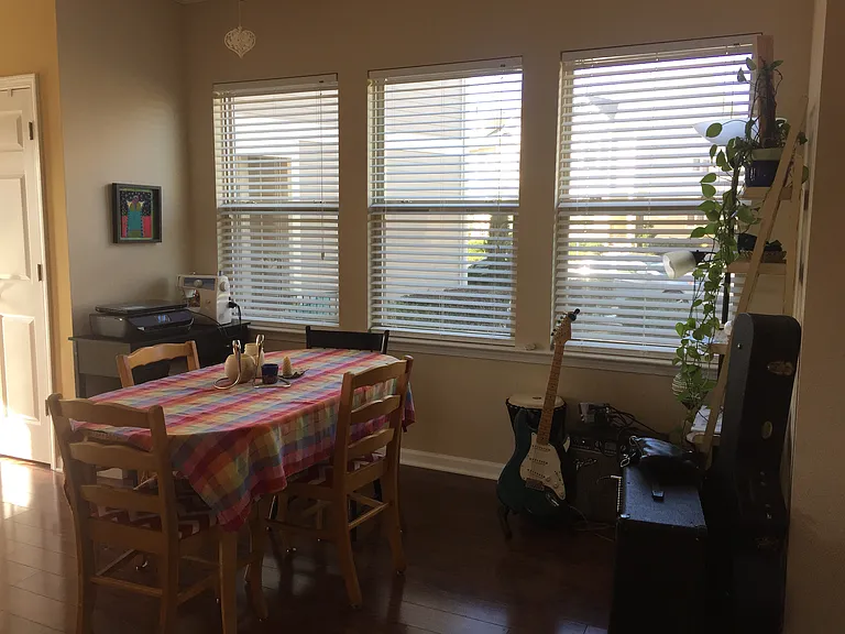 304 E Winmore Ave — Photo 7