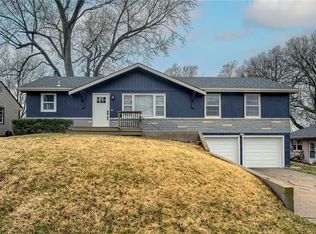 4646 N Olive St, Kansas City, MO 64116