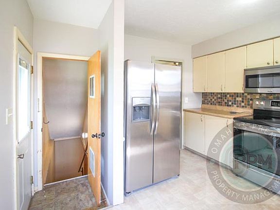 5th image of 7205 S 42nd St