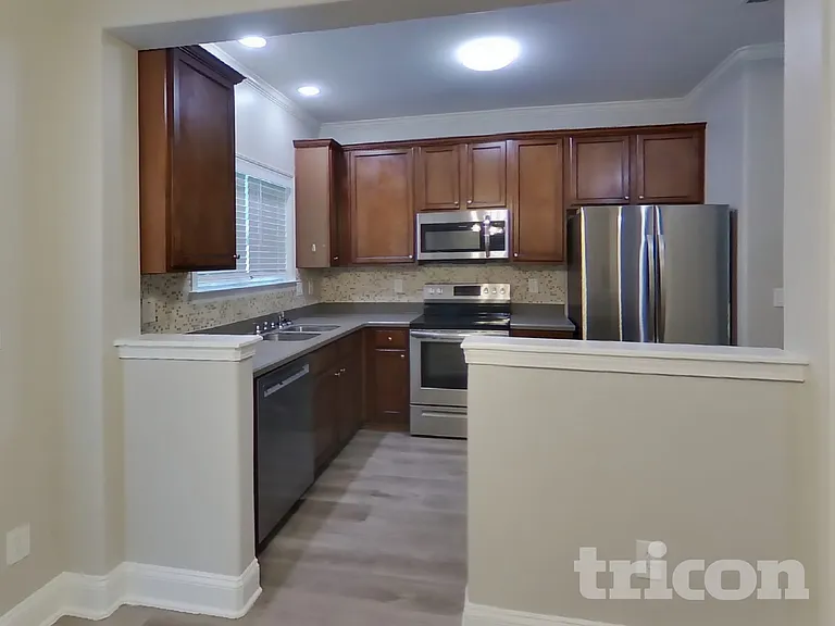 184 Village Park Dr — Photo 6