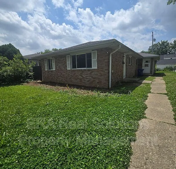 849 Byron Ave — Photo 5
