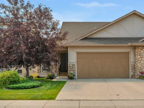 204 N Sunset Sq, Cochrane, AB T4C 0H3