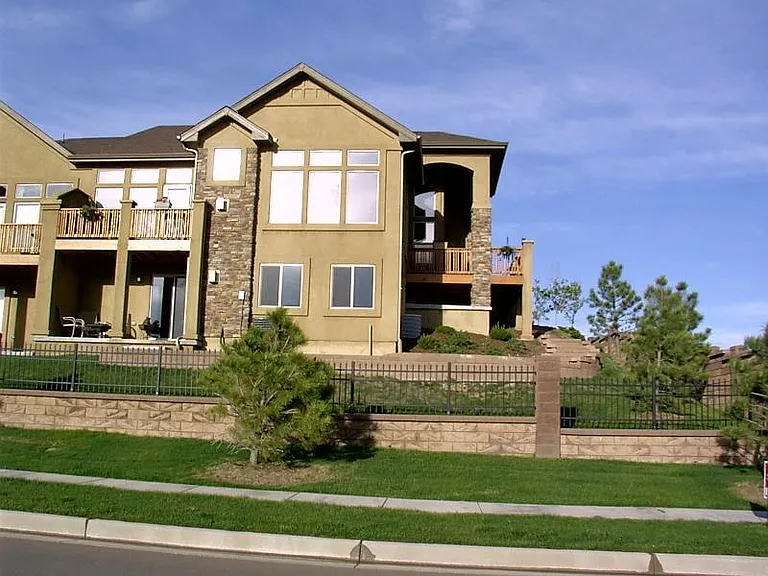 More outdoor profiles