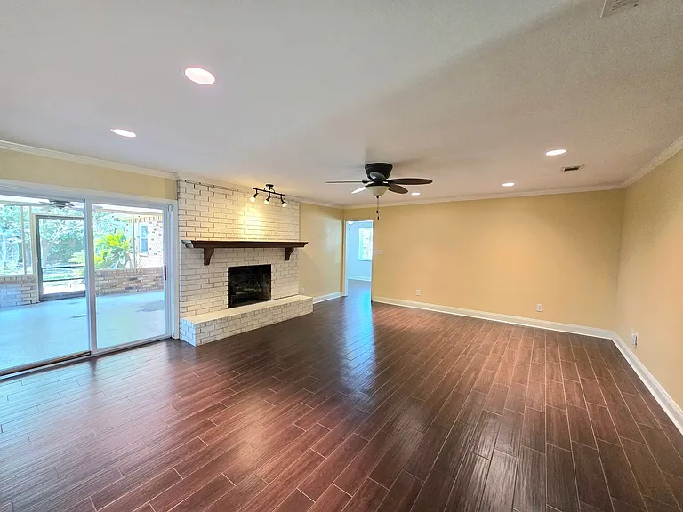 6819 Kitty Hawk Cir — Photo 2