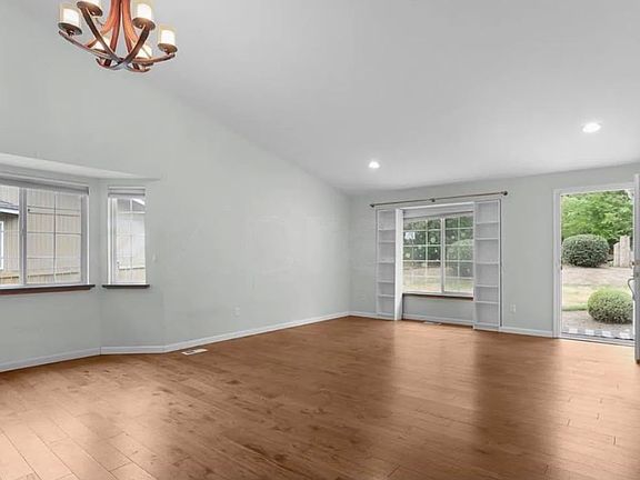 3rd image of 14110 SE 188th Way