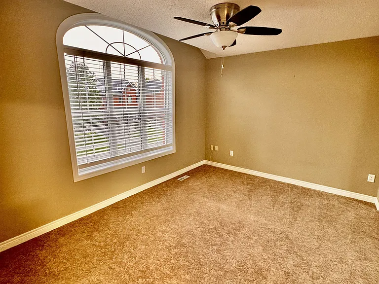 2401 Ennerdale Rd — Photo 18