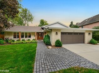 1645 Sequoia Trl, Glenview, IL 60025