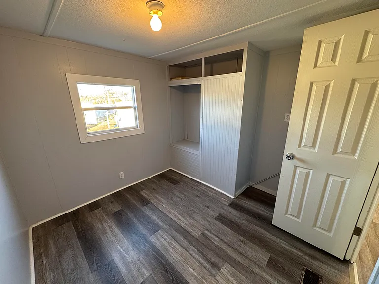 12837 Martinsville Hwy #8 — Photo 3