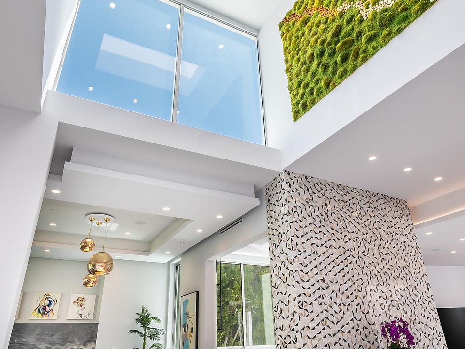 2101 Mount Olympus Dr, Los Angeles, CA 90046 | Zillow